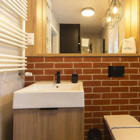 Invest Szklarska 800 C9 *